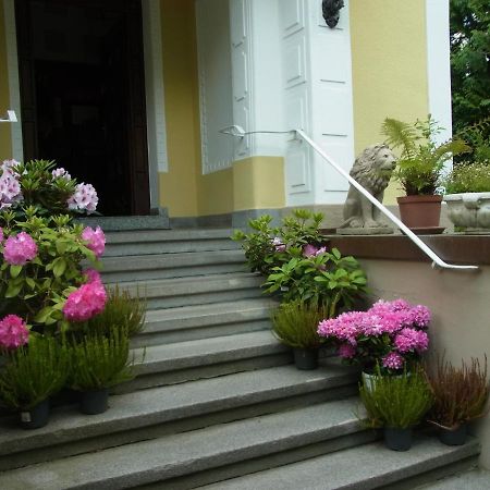 Hotel Park Villa Χαϊλμπρόν Εξωτερικό φωτογραφία