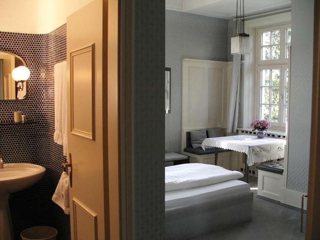 Hotel Park Villa Χαϊλμπρόν Δωμάτιο φωτογραφία