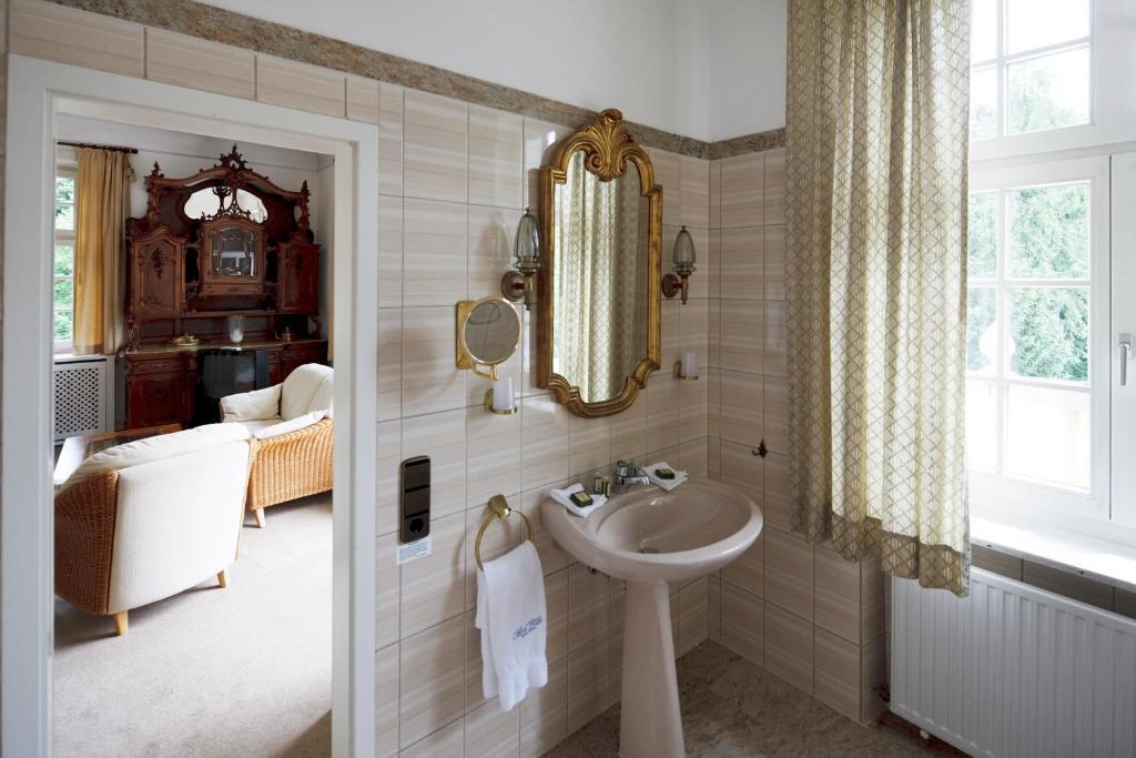 Hotel Park Villa Χαϊλμπρόν Δωμάτιο φωτογραφία